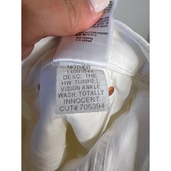 NWT Mother The High Waisted Tunnel Vision Ankle White Denim Jeans Size:25 - Picture 8 of 9